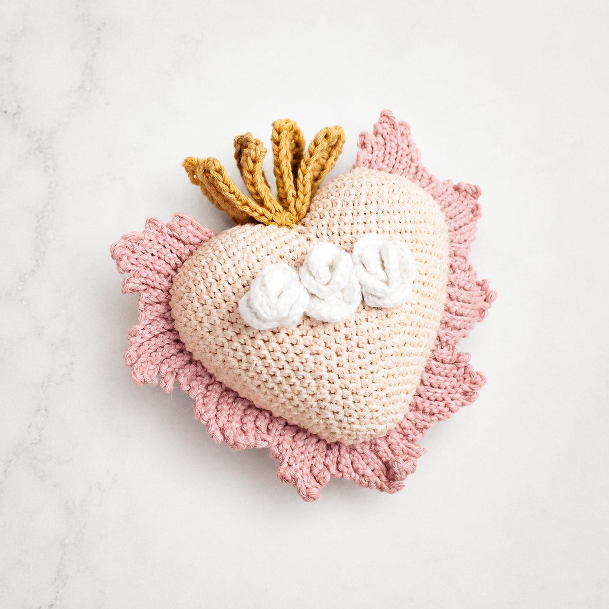 Amigurumi del Inmaculado Corazón de María