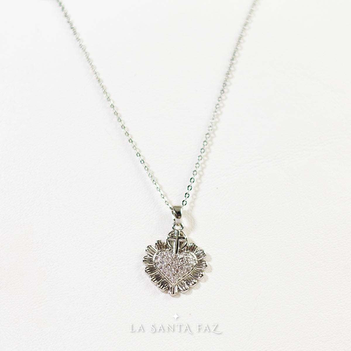 Collar Sagrado Corazón Plateado