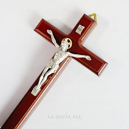 Crucifijo de madera para colgar 22 cm