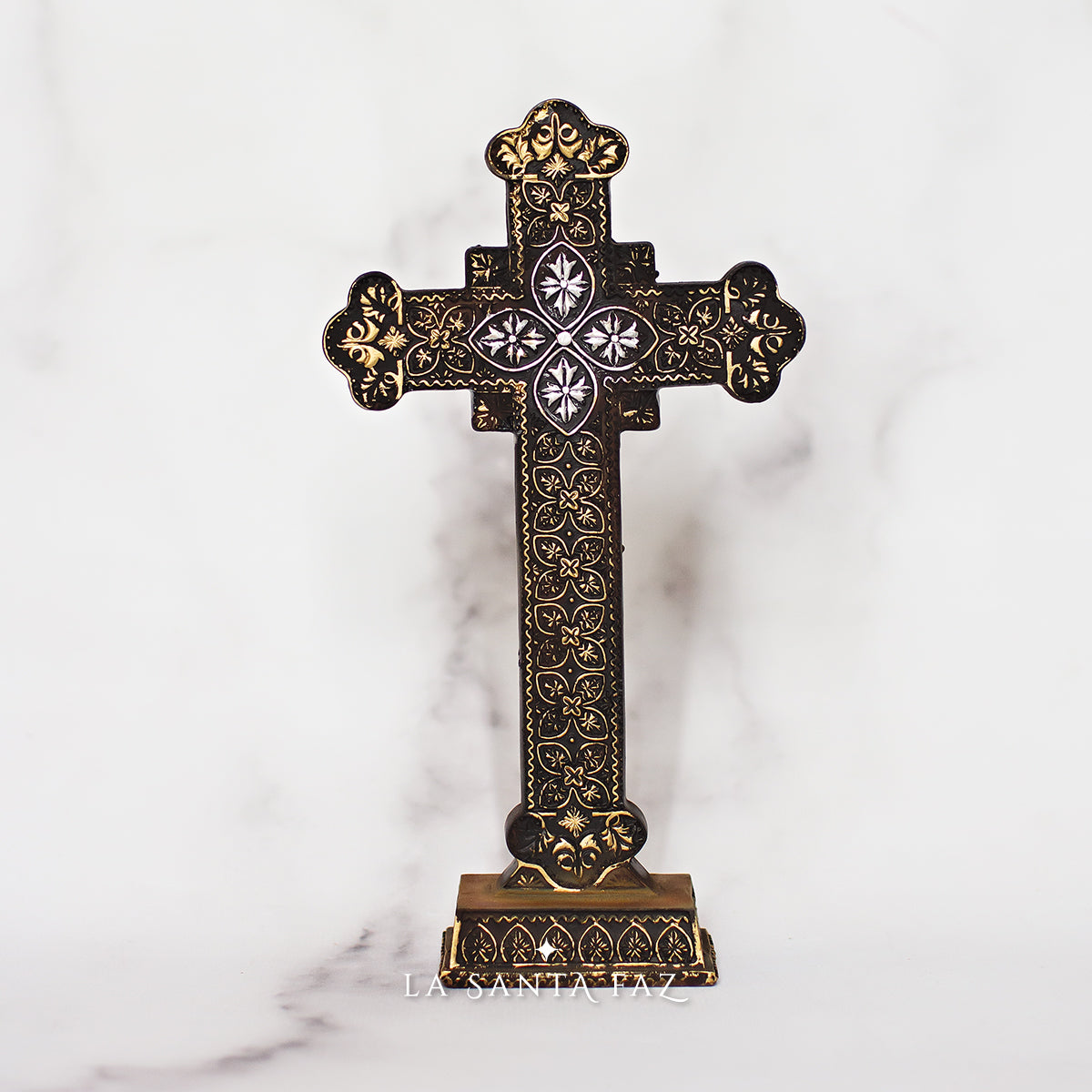 Crucifijo con base para apoyar