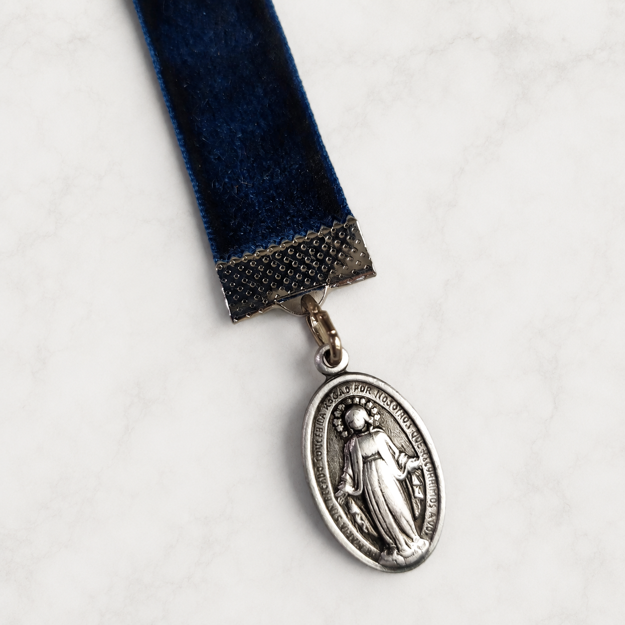 Señalador de terciopelo — Medalla Milagrosa